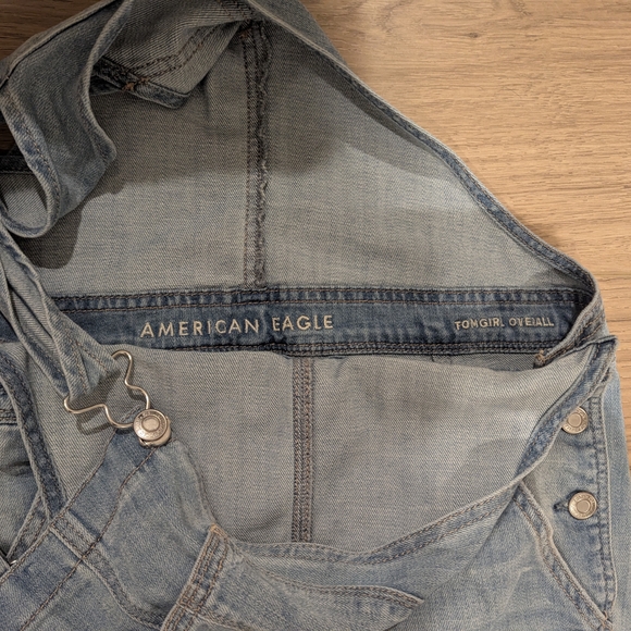 Stylish Blue Denim Overalls - Picture 2 of 4